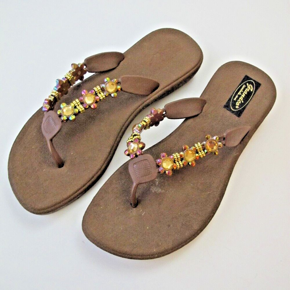 Women's Size 8 Grandco Sandals Beach Pool Thong  Bling Jeweled Flip Flops‎